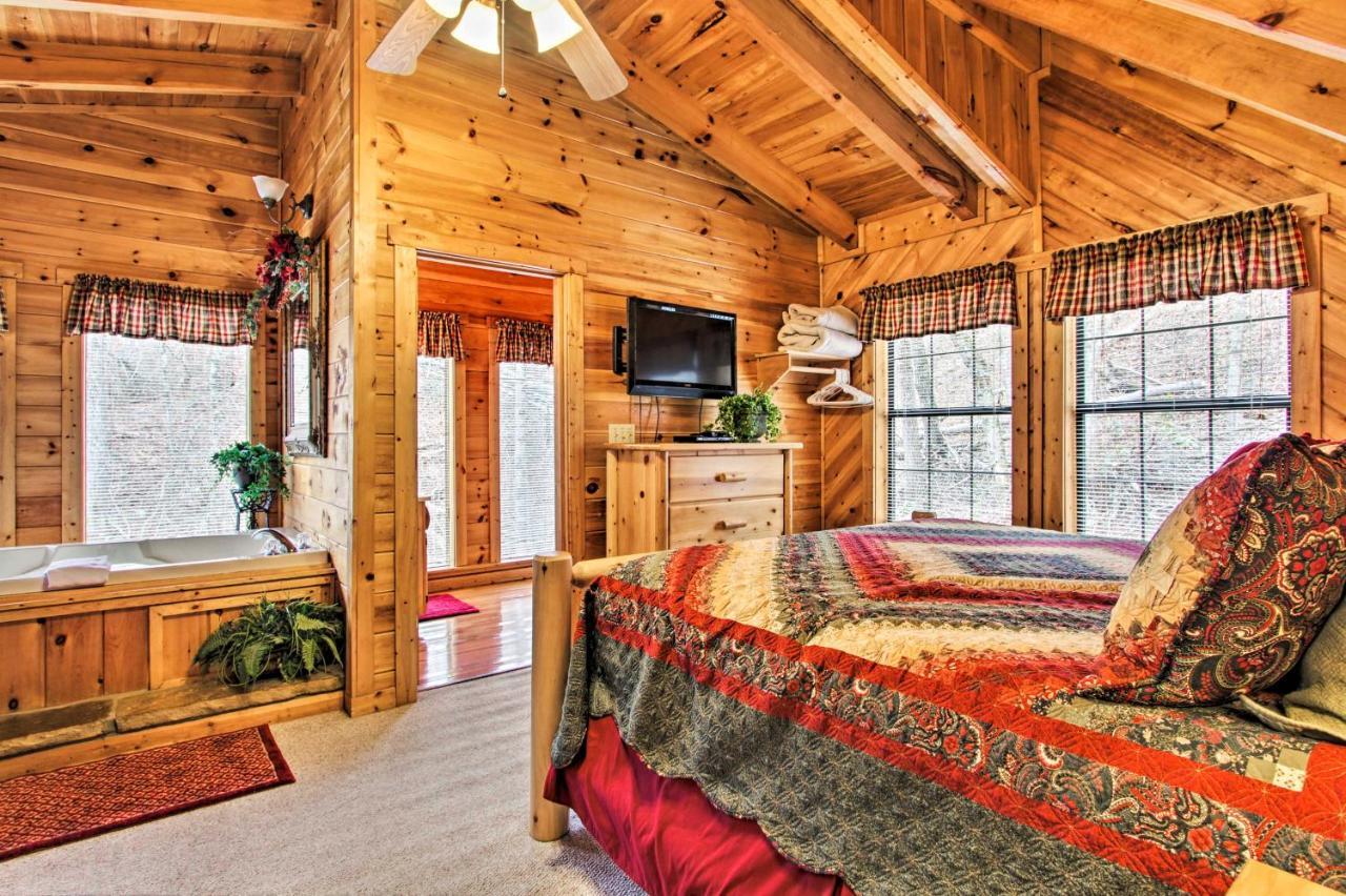 Gatlinburg Mountainside Escape With Deck And Hot Tub! 빌라 외부 사진