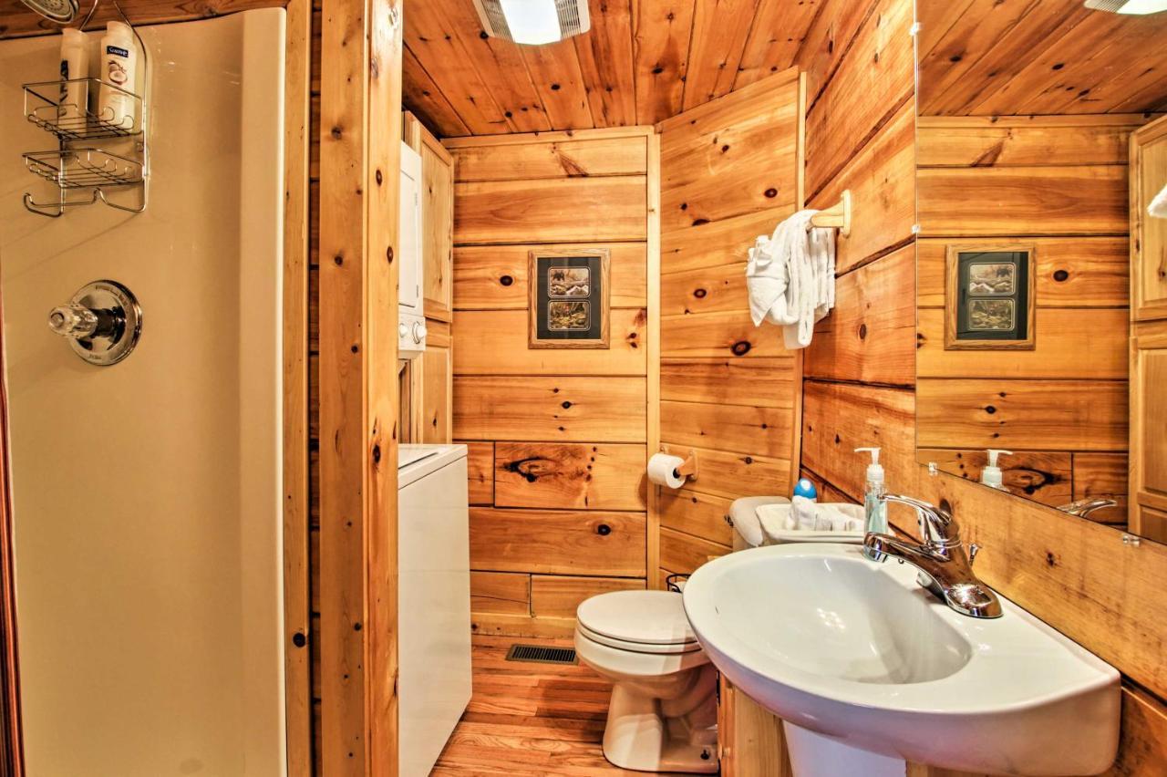 Gatlinburg Mountainside Escape With Deck And Hot Tub! 빌라 외부 사진