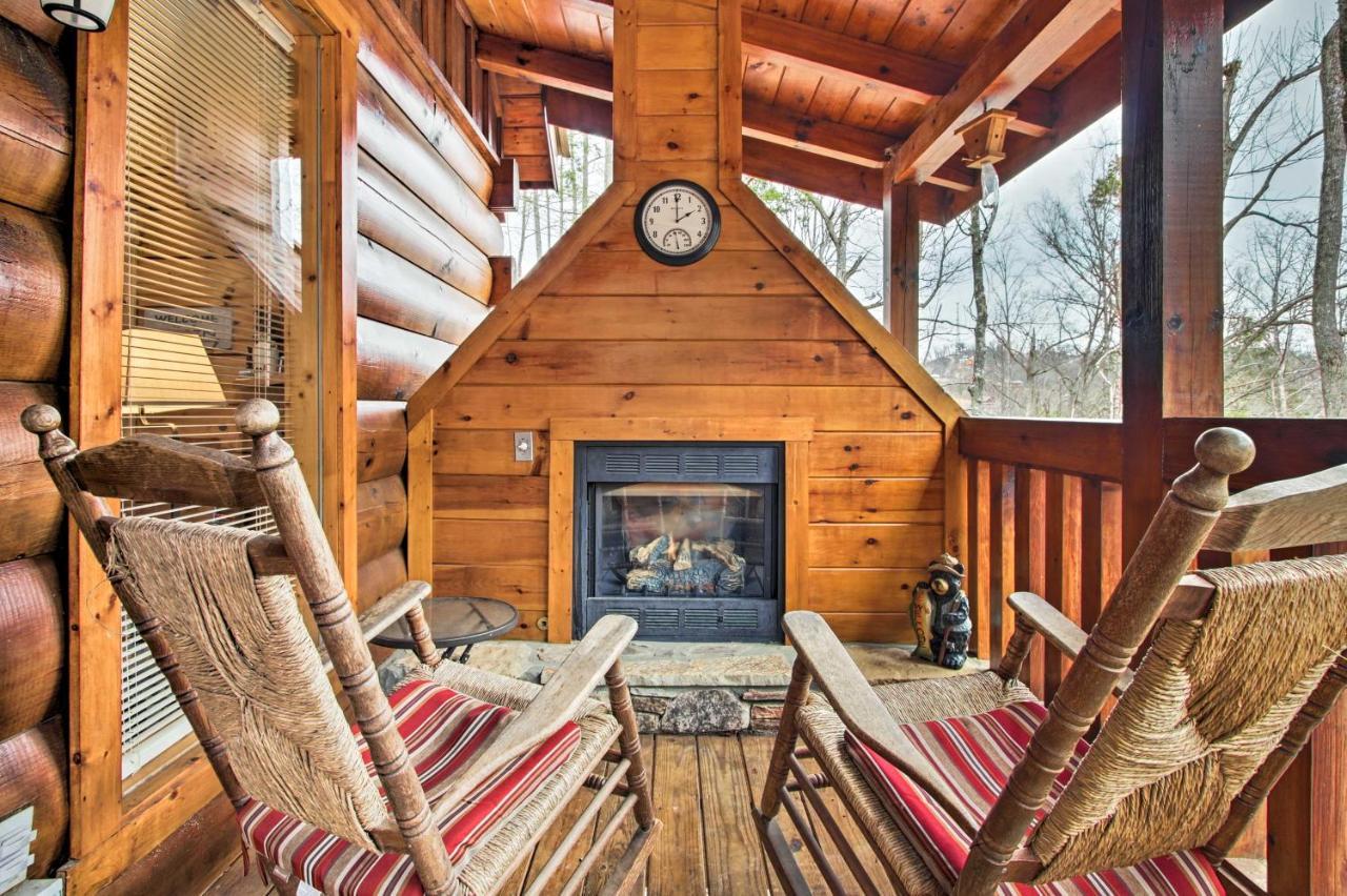 Gatlinburg Mountainside Escape With Deck And Hot Tub! 빌라 외부 사진