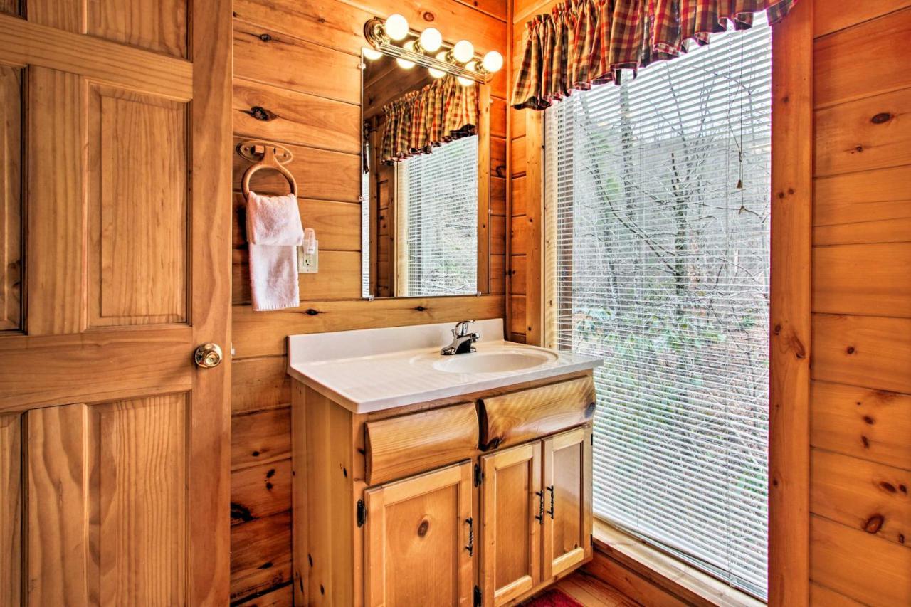 Gatlinburg Mountainside Escape With Deck And Hot Tub! 빌라 외부 사진