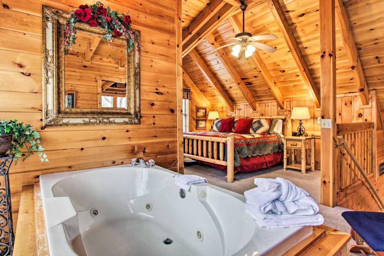 Gatlinburg Mountainside Escape With Deck And Hot Tub! 빌라 외부 사진